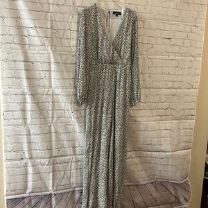 Lulus Speckled White and Black Wide Leg Jumpsuit SZ Small